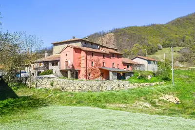 Image de Maison de 3 chambres acceptant les animaux domestiques à Borgo Pace