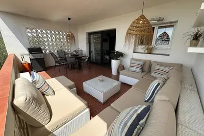 Image de Appartement en résidence · Roses · ★4, 68