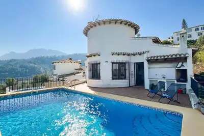 Image de Villa avec vue sur la mer et piscine privée à Monte Pego