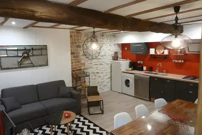 Image de Appartement « Les Glycines N2 » avec terrasse privée, balcon et Wi-Fi