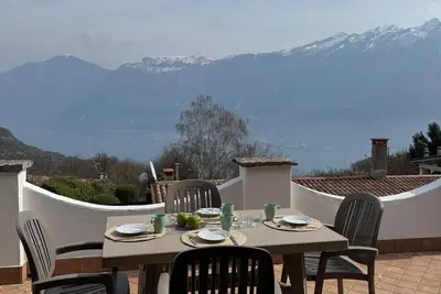 Image de Frida's Home by Theater Home - with big terrace and marvellous lake view