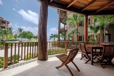 Image de Indigo Belize 2a, fabulous views of the sea only footsteps from your door.