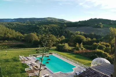 Image de Belle maison de vacances privée avec piscine privée, Wifi, bain à remous, Tv, vue panoramique