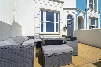 Image de Luxury Seafront Villa for 12 with Ocean Views