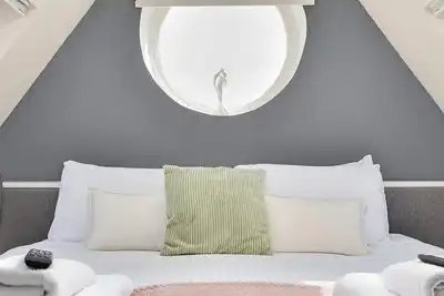 Image de 3 Bed - Sutton House Apartments by Smart Welcomes