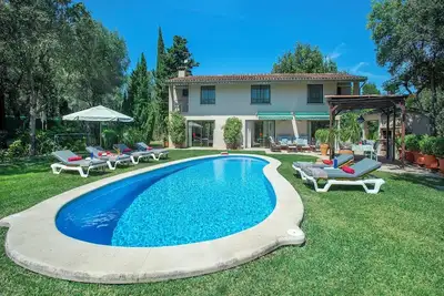 Image de Can Llamas - Trois Chambres Villa, Couchages 6