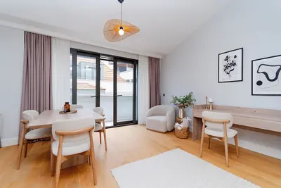 Image de 2-Bedroom and 2-Bathroom - Central Location - New Building - Elevator - Parking