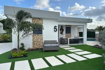 Image de Villa Esmeralda-Peaceful 2-bedroom house with Ac in charming Willemstad