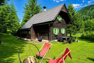 Image de Chalet alpin en montagne près des pistes