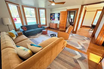 Image de Stay at Rita's! Wonderful 5-bedroom house in charming Crawford, Ne.