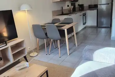 Image de Maison rénovée avec stationnement privatif, au centre du Nord Cotentin