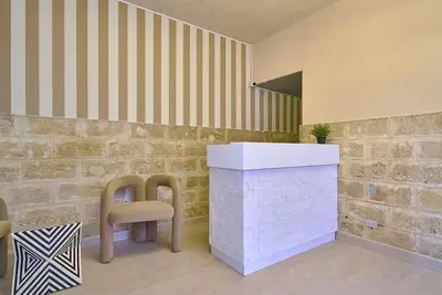 Image de Cozy & Bright Central • 2 Beds • Walkout Balcony