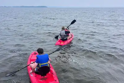 Image de Lake Ontario Waterfront Cottage | Kayaks, Fire Pit & Peaceful Escape