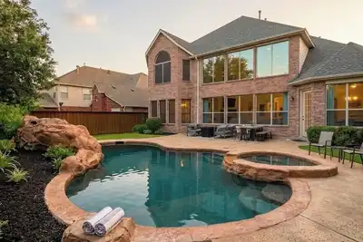 Image de Large Dallas Area Rental - 4, 000 Sq Ft Home for World Cup 2026