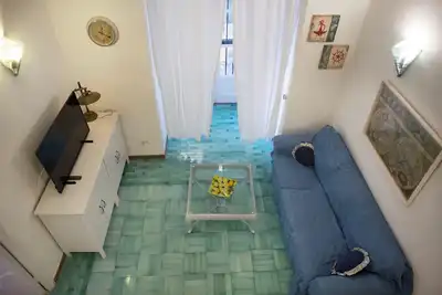 Image de Apartment in the historic \"Donn'Anna Palace\"