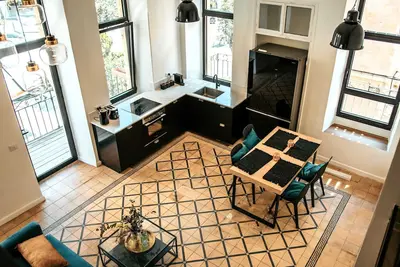 Image de Stunning Historic Duplex - Next Mamilla & Old City