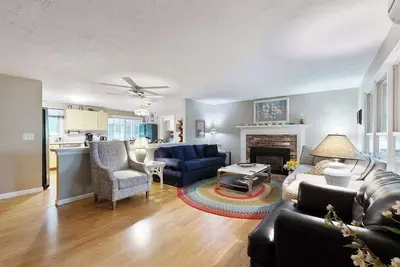 Image de Historic Barnstable Village Home w/ Private Yard - Near Beach