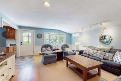 Image de Cape Cod Getaway - near Seymour Pond and Rail Trail; Bay Beaches w/in a few mile