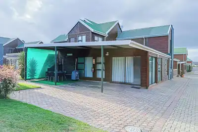 Image de Serene 2-bedroom house in Hartenbos perfect for relaxing stays