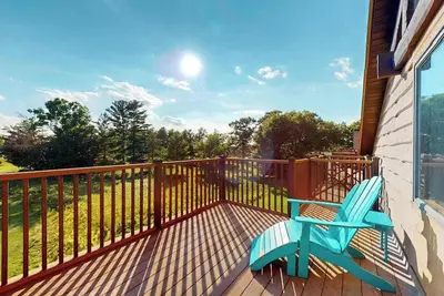 Image de Golf course-front condo with pool, hot tub, dock, tennis, golf, & private beach
