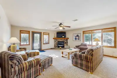 Image de Golf Course View Condo, w/ Jetted Tub, Fireplace, Shared Pool & Hot tub