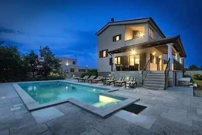 Image de Villa Stokovci with large private yard