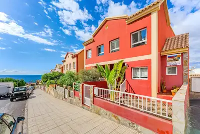 Image de Maison de vacances 'Casa Belvedere' avec vue sur mer, piscine partagée et Wi-Fi