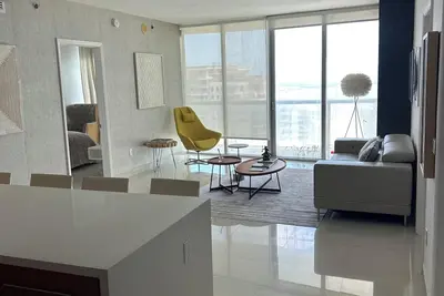 Image de Bright 2-bedroom apartment with Ac in superb Miami location