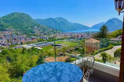Image de Lake and city view apartment, 3 minutes from Lugano