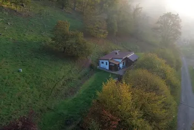 Image de Chalet Cosy en Lisière de Forêt