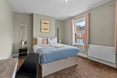 Image de Spacious 5-Bedroom Home for Large Families& Groups