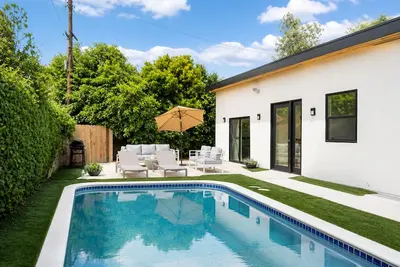 Image de Private Pool Oasis • Bright 3br Getaway