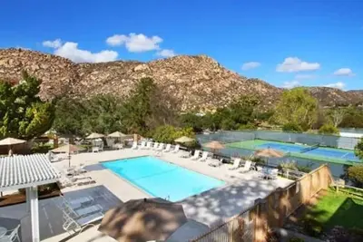 Image de 1 Bdrm Riviera Oaks Resort & Racquet Club- 2 Indoor Pools, 10 Tennis Courts, Spa