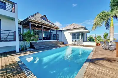Image de Villa Thenor - Piscine - Jardin