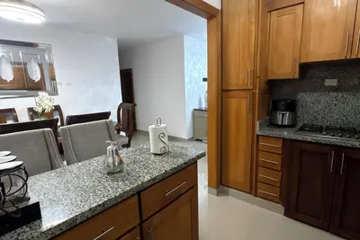 Image de Modern, comfortable and safe in Sfm with free parking and a
