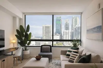 Image de Downtown Miami 1br  Skyline Views, Rooftop Pool & No Resort Fee
