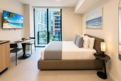 Image de Studio Downtown Miami Near Bayside Sleeps 4