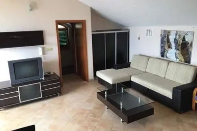 Image de Appartement d'une chambre prés de la plage Drasnice, Makarska (A-25930-d)