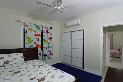 Image de Charming 3-bedroom solar  villa with Ac  in marvelous Lucea