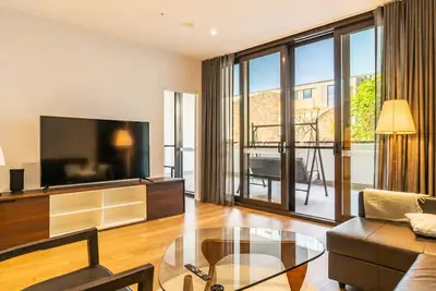 Image de Mascot 2br/2ba + Parking | Station & Airport