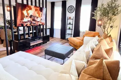 Image de Fifa Ready Luxury | Free Parking | KeyPad Entry