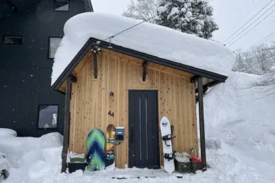 Image de Walk to Tsugaike Ski Resort 200m. Floor heating, driveway heating, cosy & unique
