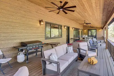 Image de Spacious Family Gem w/ Patio, 3 Mi to Rainbow Lake