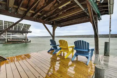Image de Sunset Side of Seneca Lake! Family Home w/ Dock