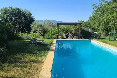 Image de Appartement climatisé au milieu des vignes, piscine partagée,