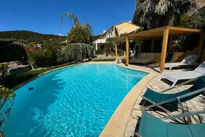Image de Villa Jardin Azur entre le massif de l'Estérel et le Golfe de St-Tropez