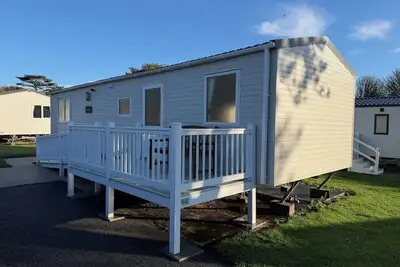 Image de Accessible Classic Holiday Home for 4, comfortable coastal getaway