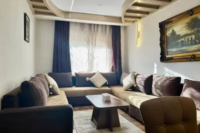 Image de A quiet, clean apartment close to the sea and located in the city center.