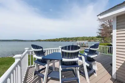 Image de Sunny Shores Cottage on Lake Winnipesaukee