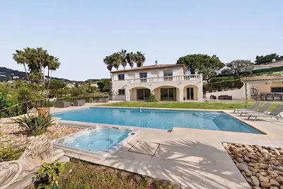 Image de Villa Azur - Huge 9 Bedroom - Spa